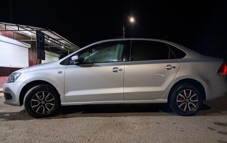 Volkswagen Polo VI (EU Market), 2013 год, 700 000 рублей, 3 фотография