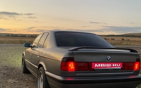 BMW 5 серия, 1992 год, 750 000 рублей, 3 фотография