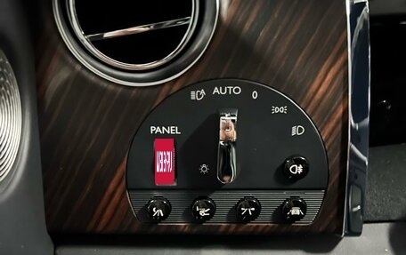 Rolls-Royce Wraith, 2017 год, 24 000 000 рублей, 8 фотография