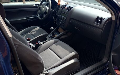 Volkswagen Golf V, 2005 год, 650 000 рублей, 17 фотография