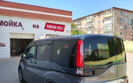 Honda Stepwgn IV, 2019 год, 2 150 000 рублей, 3 фотография