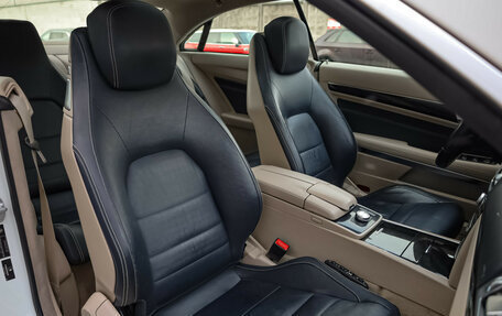 Mercedes-Benz E-Класс, 2013 год, 1 849 000 рублей, 23 фотография