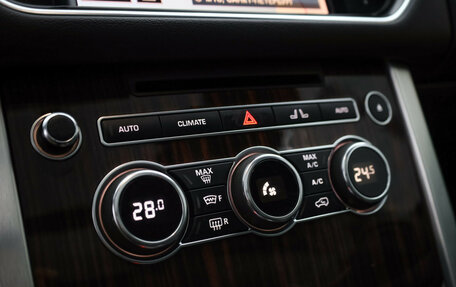 Land Rover Range Rover IV рестайлинг, 2013 год, 3 049 000 рублей, 21 фотография