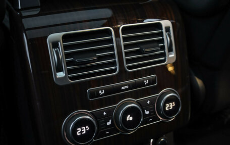 Land Rover Range Rover IV рестайлинг, 2013 год, 3 049 000 рублей, 25 фотография