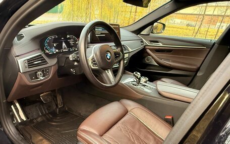 BMW 5 серия, 2022 год, 6 060 000 рублей, 19 фотография