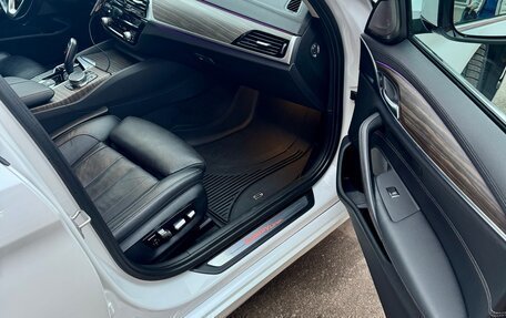 BMW 5 серия, 2018 год, 3 450 000 рублей, 15 фотография