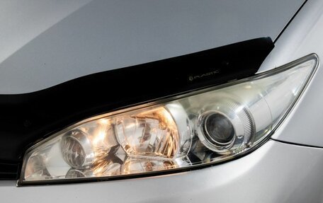 Toyota Wish II, 2012 год, 1 300 000 рублей, 18 фотография