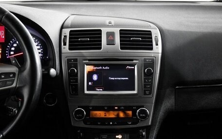 Toyota Avensis III рестайлинг, 2012 год, 1 400 000 рублей, 11 фотография