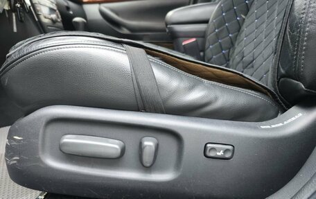 Toyota Avensis III рестайлинг, 2007 год, 900 000 рублей, 24 фотография