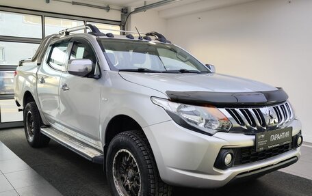 Mitsubishi L200 IV рестайлинг, 2015 год, 1 549 000 рублей, 3 фотография