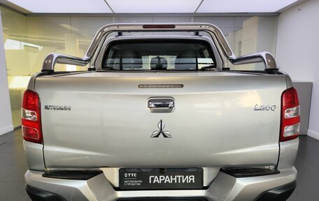 Mitsubishi L200 IV рестайлинг, 2015 год, 1 549 000 рублей, 7 фотография