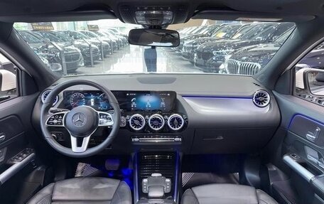 Mercedes-Benz GLA, 2021 год, 2 700 000 рублей, 6 фотография