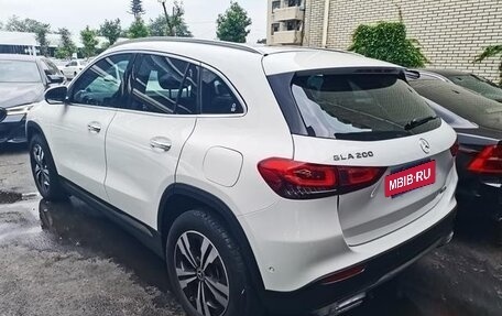 Mercedes-Benz GLA, 2021 год, 2 700 000 рублей, 4 фотография