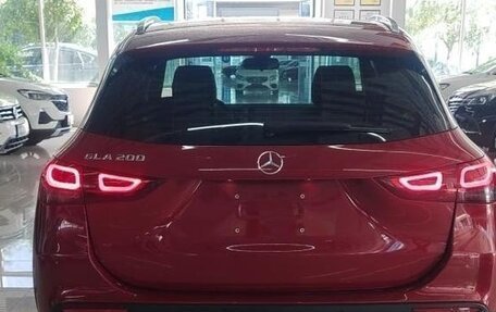 Mercedes-Benz GLA, 2021 год, 2 700 000 рублей, 4 фотография