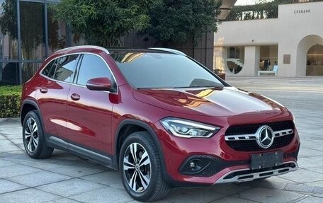 Mercedes-Benz GLA, 2021 год, 2 700 000 рублей, 3 фотография