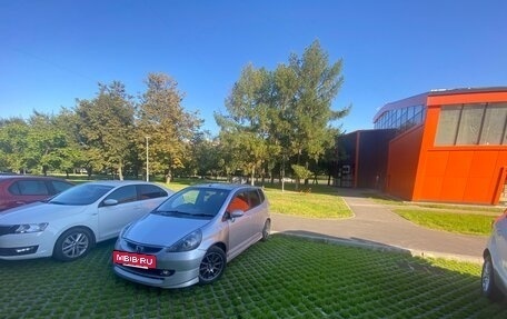 Honda Fit III, 2002 год, 350 000 рублей, 3 фотография