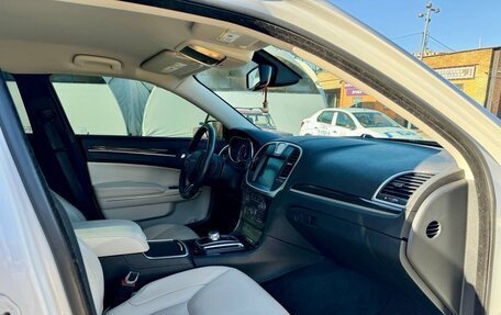 Chrysler 300C II, 2015 год, 2 000 000 рублей, 4 фотография