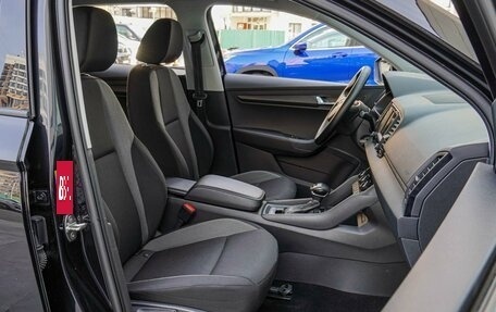 Skoda Karoq I, 2020 год, 1 690 000 рублей, 8 фотография