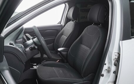 Renault Logan II, 2016 год, 699 000 рублей, 10 фотография