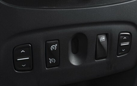 Renault Logan II, 2016 год, 699 000 рублей, 16 фотография