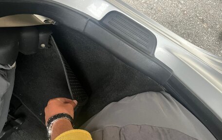 Toyota Vitz, 2004 год, 550 000 рублей, 8 фотография