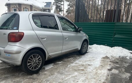 Toyota Vitz, 2004 год, 550 000 рублей, 2 фотография