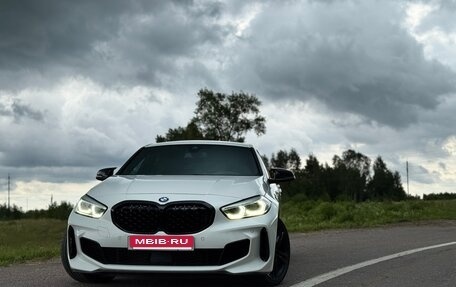 BMW 1 серия, 2020 год, 3 980 000 рублей, 4 фотография