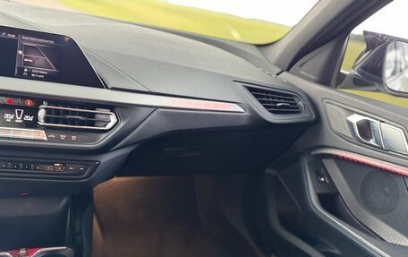 BMW 1 серия, 2020 год, 3 980 000 рублей, 17 фотография