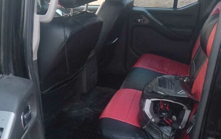 Nissan Navara (Frontier), 2007 год, 800 000 рублей, 8 фотография