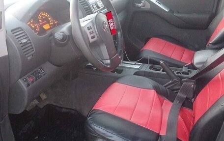 Nissan Navara (Frontier), 2007 год, 800 000 рублей, 7 фотография