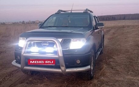 Nissan Navara (Frontier), 2007 год, 800 000 рублей, 2 фотография