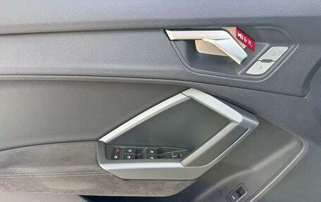 Audi Q3 Sportback, 2022 год, 2 700 000 рублей, 15 фотография