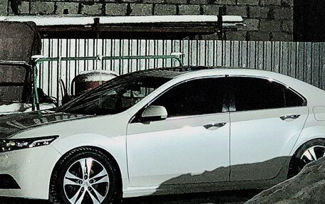 Honda Accord VIII рестайлинг, 2012 год, 1 500 000 рублей, 4 фотография