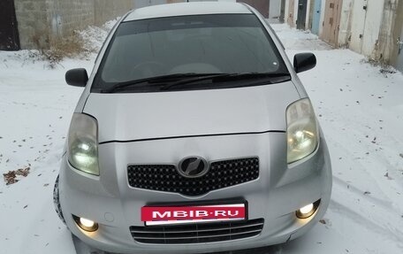 Toyota Vitz, 2005 год, 420 000 рублей, 2 фотография