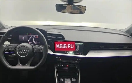 Audi A3, 2022 год, 2 300 000 рублей, 10 фотография