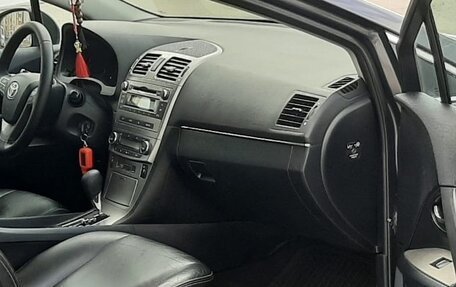 Toyota Avensis III рестайлинг, 2011 год, 1 190 000 рублей, 15 фотография