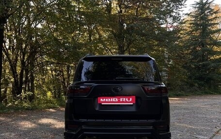 Toyota Land Cruiser, 2021 год, 11 800 000 рублей, 4 фотография