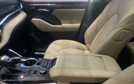 Toyota Highlander, 2025 год, 6 040 000 рублей, 11 фотография