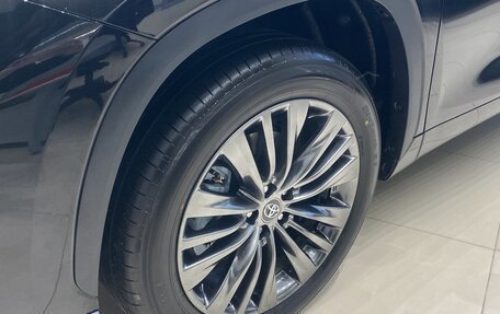 Toyota Highlander, 2025 год, 6 040 000 рублей, 15 фотография