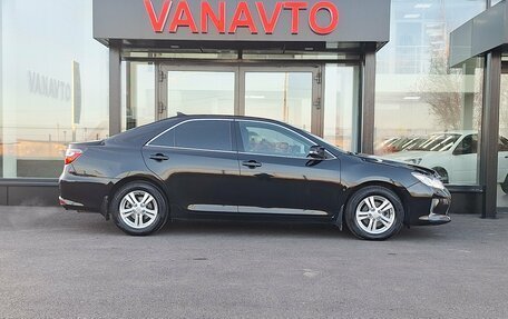 Toyota Camry, 2016 год, 1 730 000 рублей, 2 фотография