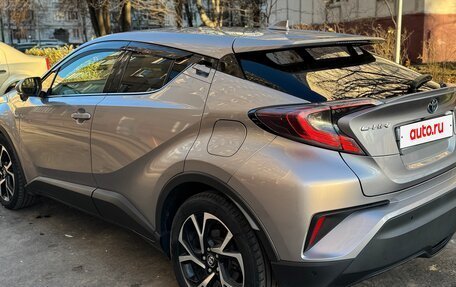 Toyota C-HR I рестайлинг, 2016 год, 1 890 000 рублей, 7 фотография