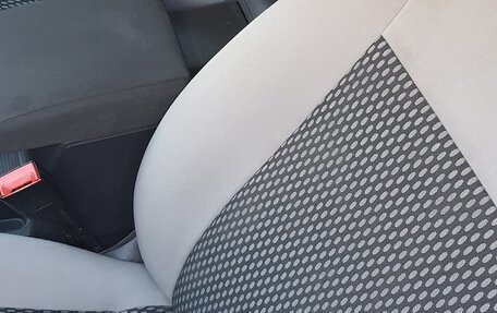 Volkswagen Tiguan I, 2010 год, 740 000 рублей, 21 фотография