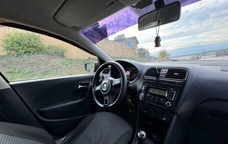 Volkswagen Polo VI (EU Market), 2011 год, 550 000 рублей, 5 фотография