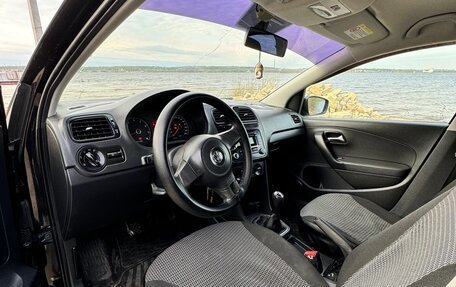 Volkswagen Polo VI (EU Market), 2011 год, 550 000 рублей, 4 фотография