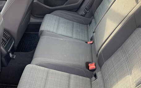 Volkswagen Passat B8 рестайлинг, 2020 год, 2 100 000 рублей, 8 фотография