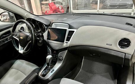 Chevrolet Cruze II, 2011 год, 789 900 рублей, 7 фотография
