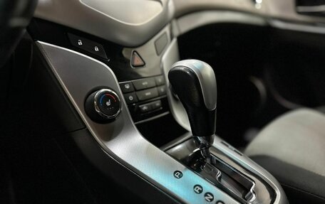 Chevrolet Cruze II, 2011 год, 789 900 рублей, 10 фотография