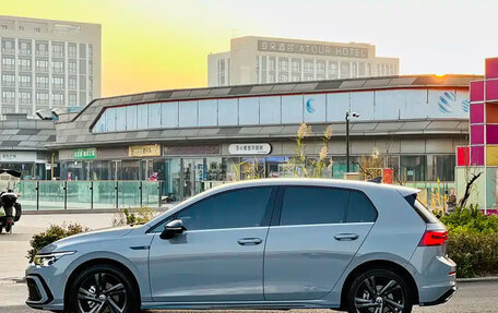 Volkswagen Golf VIII, 2022 год, 2 150 000 рублей, 3 фотография