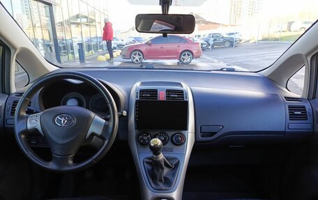 Toyota Auris II, 2008 год, 598 900 рублей, 17 фотография