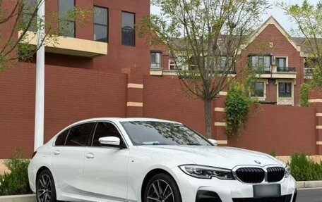 BMW 3 серия, 2021 год, 2 700 000 рублей, 1 фотография